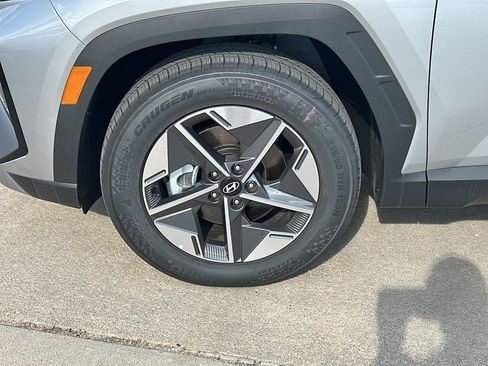 New 2026 Hyundai Tucson SEL FWD image 3