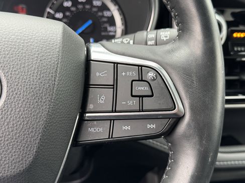 Used 2021 Toyota Highlander Limited image 32