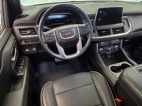 Used 2022 GMC Yukon SLT w/ SLT Premium Package RWD image 12