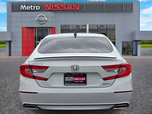 Used 2021 Honda Accord Sport image 5