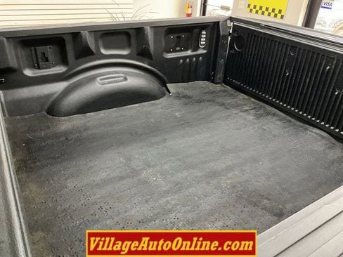 Used 2017 Ford F150 Lariat w/ Equipment Group 502A Luxury image 39