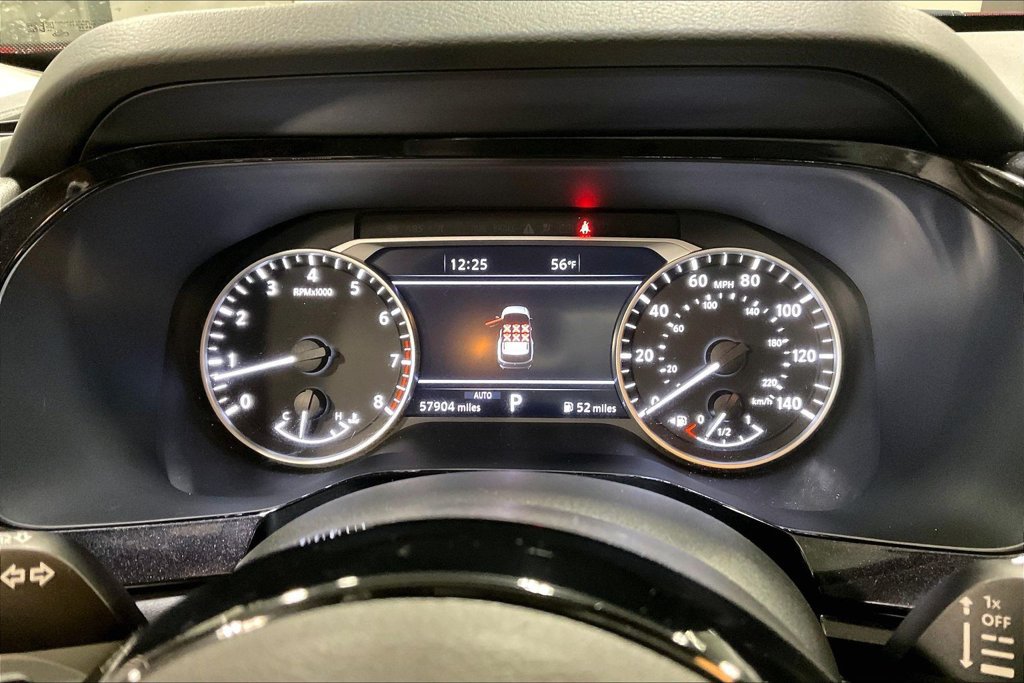 Used 2023 Nissan Pathfinder SL AWD/4WD image 14