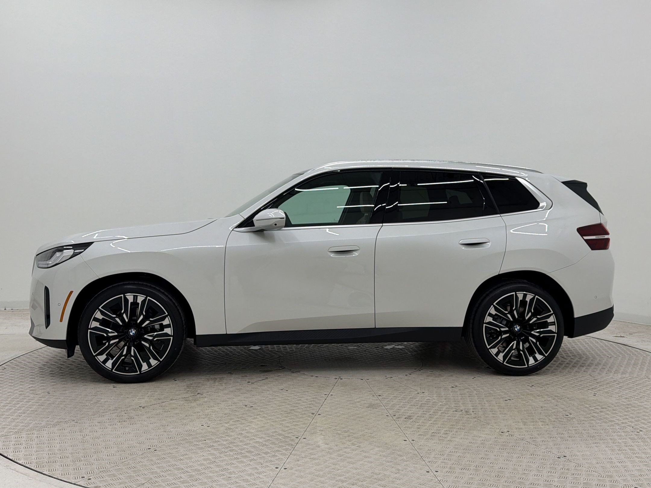 New 2026 BMW X3 xDrive30i w/ Premium Package AWD/4WD image 2