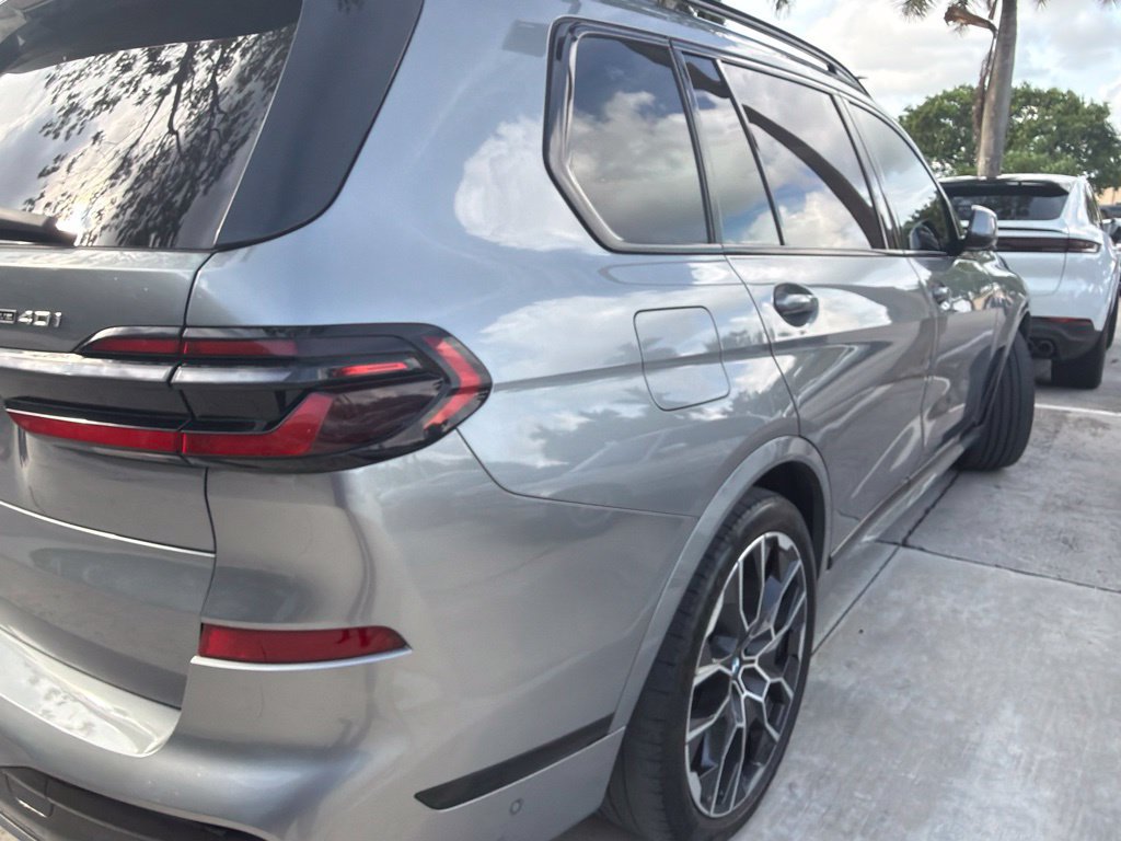 Certified 2024 BMW X7 xDrive40i w/ M Sport Package AWD/4WD image 5