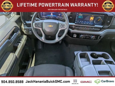 Used 2024 Chevrolet Silverado 1500 LT AWD/4WD image 19