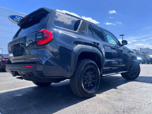 Used 2025 Toyota 4Runner TRD Off-Road Premium w/ Tow Technology Package image 21