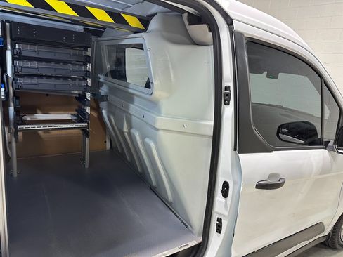 Used 2022 Ford Transit Connect XL image 11