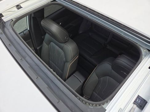 New 2026 Buick Envista Avenir image 3