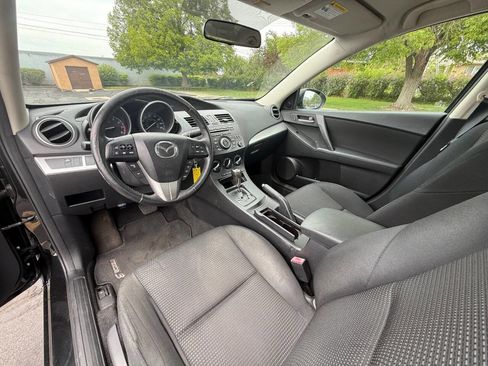 Used 2012 MAZDA MAZDA3 i Touring image 9