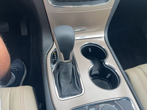 Used 2016 Jeep Grand Cherokee Limited 75th Anniversary AWD/4WD image 27