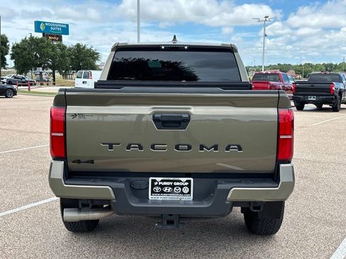 Used 2024 Toyota Tacoma TRD Off-Road AWD/4WD image 6
