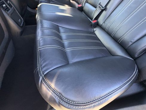 Used 2022 Chrysler 300 S RWD image 27