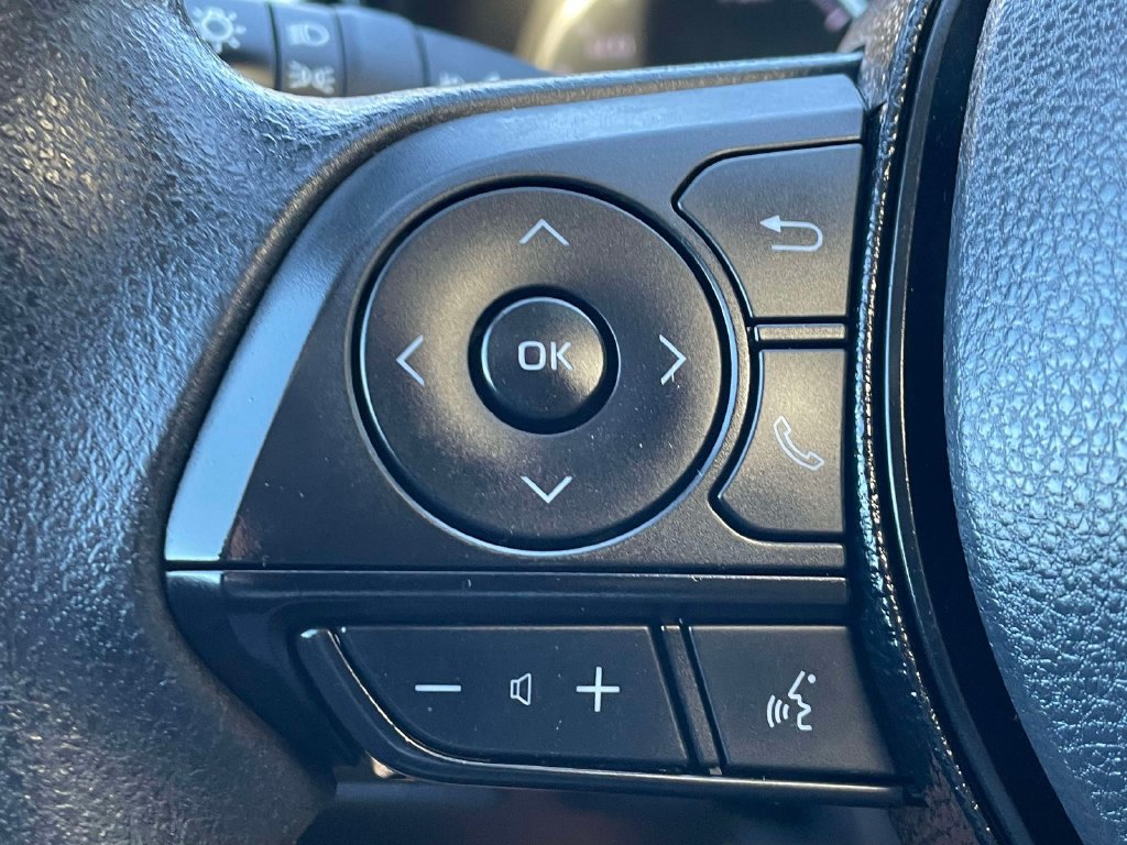 Used 2021 Toyota RAV4 XLE w/ Convenience Package AWD/4WD image 30