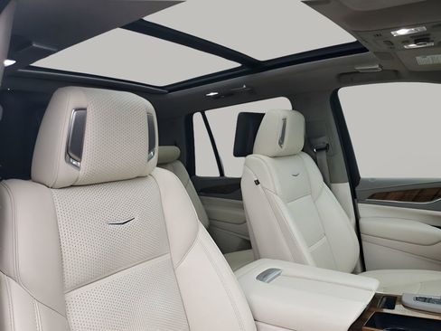 Used 2024 Cadillac Escalade Sport Platinum image 15