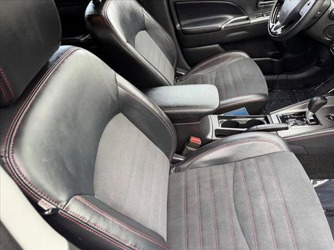 Used 2024 Mitsubishi Outlander Sport S image 19