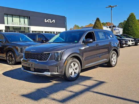 New 2026 Kia Sorento LX image 1