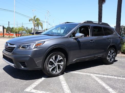 Used 2022 Subaru Outback Touring w/ Popular Package #2 AWD/4WD image 3