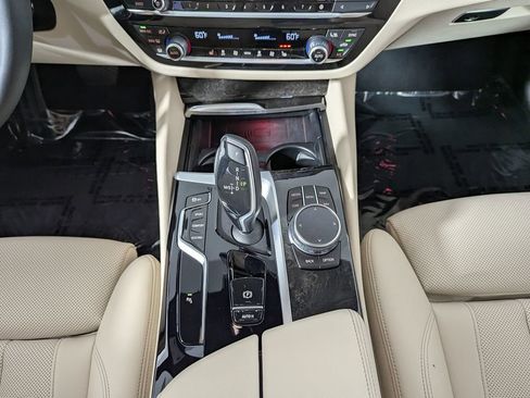 Certified 2023 BMW 530i xDrive w/ Convenience Package AWD/4WD image 36