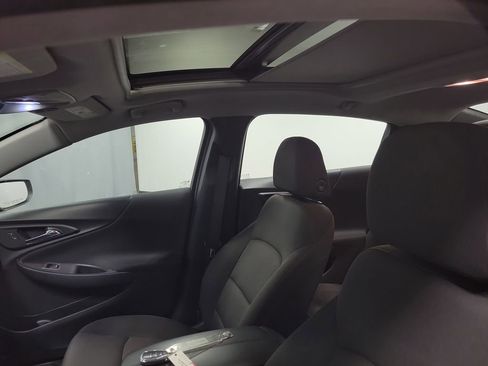 Used 2020 Chevrolet Malibu LT image 14