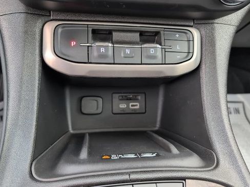 Used 2023 GMC Acadia Denali w/ Denali Ultimate Package AWD/4WD image 33
