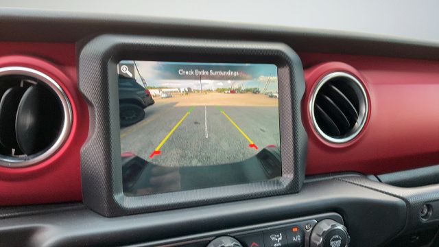 Used 2021 Jeep Gladiator Rubicon AWD/4WD image 15