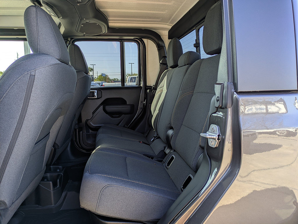 New 2026 Jeep Gladiator Sport AWD/4WD image 14