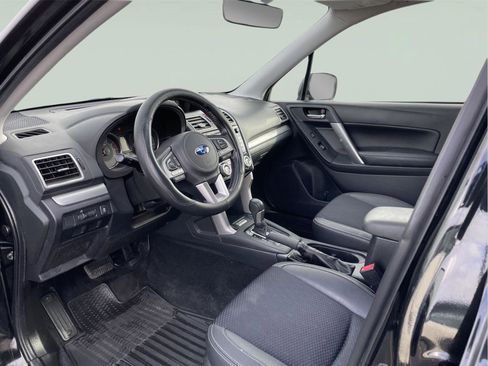 Used 2017 Subaru Forester 2.0XT Premium image 12