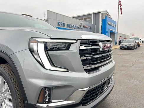 New 2026 GMC Acadia Elevation w/ Elevation Premium Package image 3