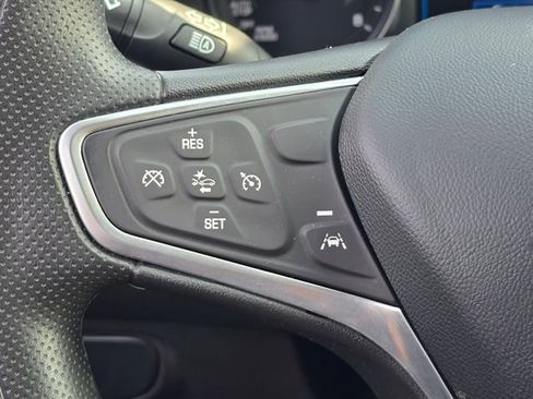 Used 2023 Chevrolet Equinox LT image 29