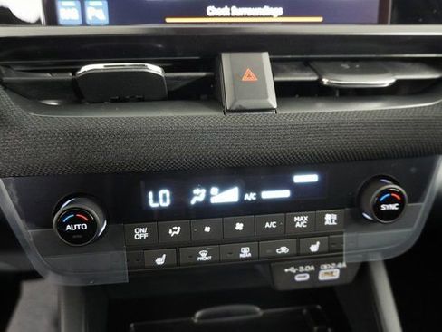 New 2026 Subaru Outback Premium image 18