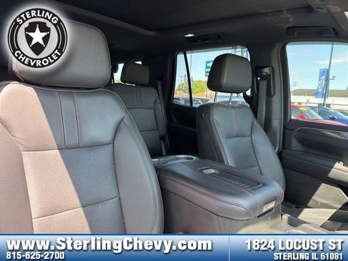 Used 2022 Chevrolet Tahoe RST w/ Luxury Package AWD/4WD image 12