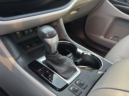 Certified 2017 Toyota Highlander XLE image 26