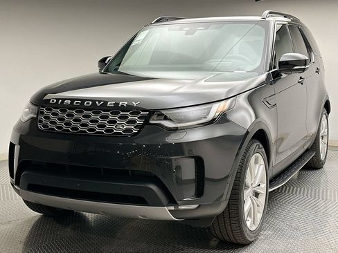 New 2026 Land Rover Discovery S AWD/4WD image 1