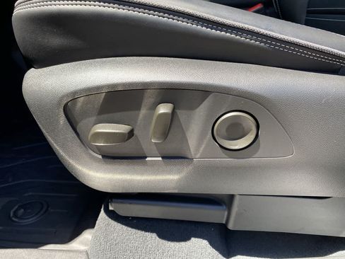Used 2026 GMC Sierra EV Denali AWD/4WD image 14