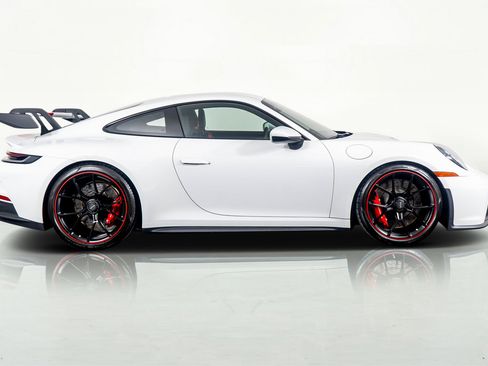 Used 2022 Porsche 911 GT3 image 5