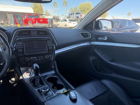 Used 2016 Nissan Maxima SR image 15
