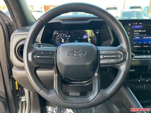 Used 2024 Chevrolet Colorado Trail Boss AWD/4WD image 21