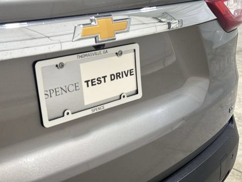 Used 2019 Chevrolet Traverse LT FWD image 31