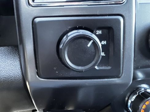 Used 2020 Ford F150 XLT w/ Equipment Group 302A Luxury image 17