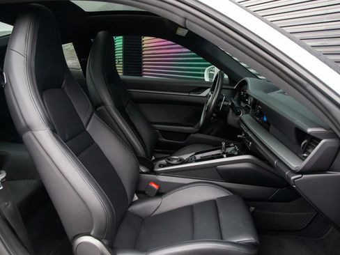 Certified 2021 Porsche 911 Carrera RWD image 20