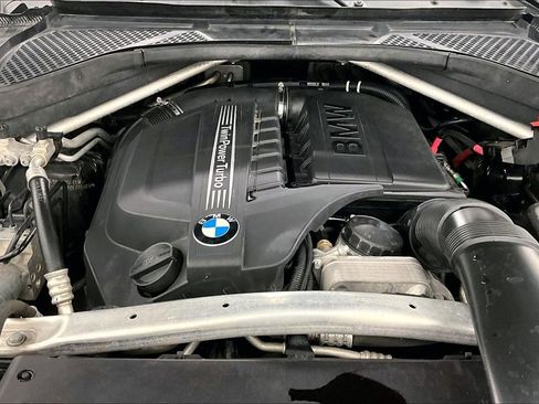 Used 2015 BMW X5 xDrive35i image 9