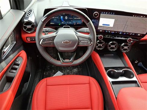 New 2026 Chevrolet Blazer EV SS image 7