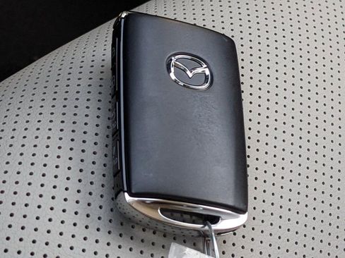 Used 2024 MAZDA CX-90 Plug-In Hybrid w/ Preferred AWD/4WD image 33