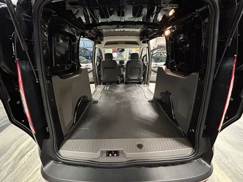 Used 2022 Ford Transit Connect XL image 39