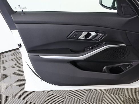 Used 2025 BMW 330i 330i w/ Convenience Package image 12