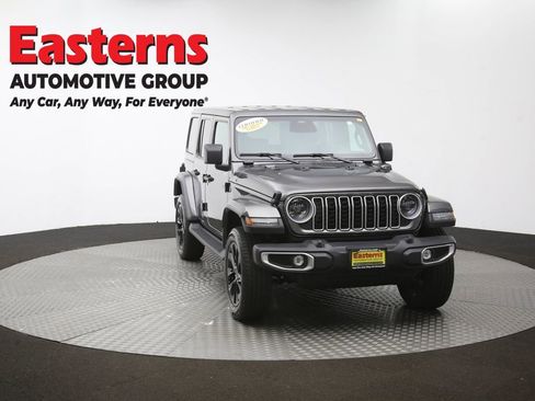 Used 2025 Jeep Wrangler Unlimited Sahara image 50