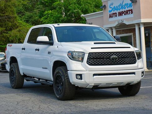 Used 2019 Toyota Tundra SR5 w/ TRD Sport Package image 9