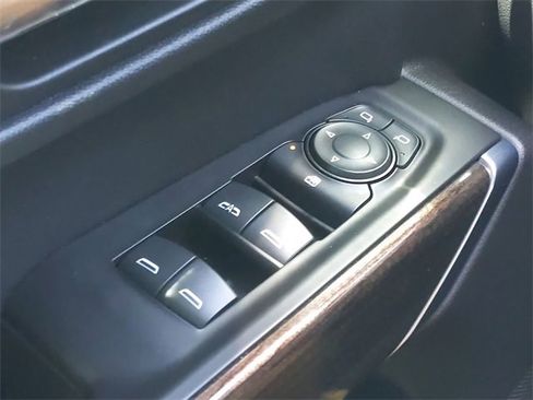 Used 2019 Chevrolet Silverado 1500 LT Trail Boss image 23