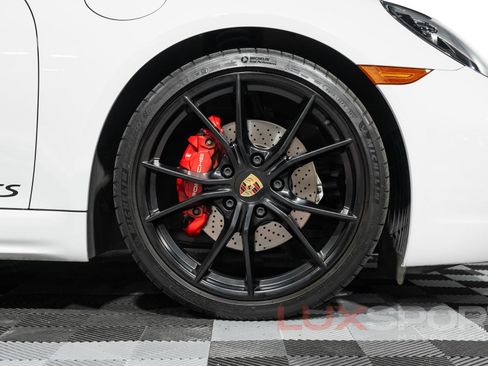 Used 2018 Porsche 718 Boxster GTS RWD image 10
