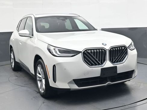 Used 2025 BMW X3 xDrive30i image 10